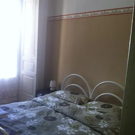 Sisto House *