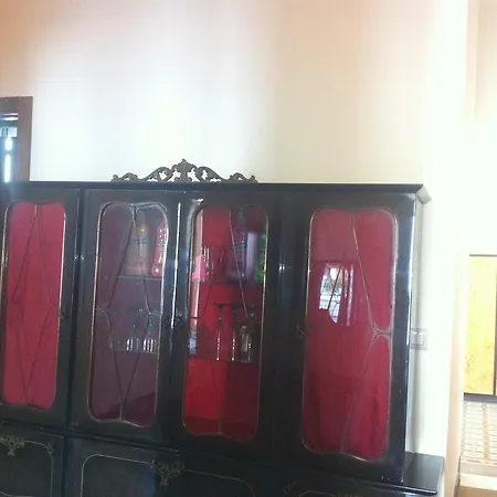 Sisto House *